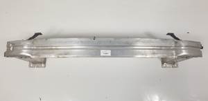 REFUERZO PARAGOLPES DELANTERO 8k0807113 AUDI A4 BER. (B8) Autodesguaces Alicante