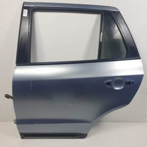 PUERTA TRASERA IZQUIERDA HYUNDAI SANTA FE (BM) Autodesguaces Alicante