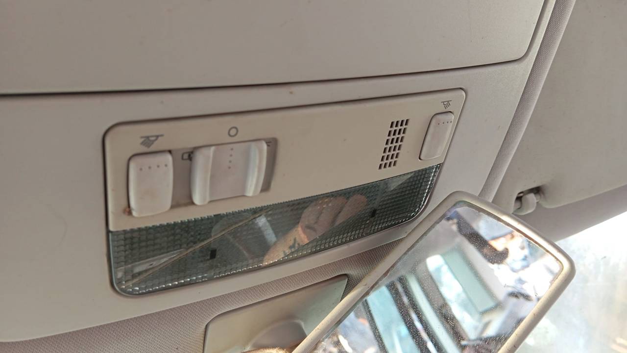 LUZ INTERIOR