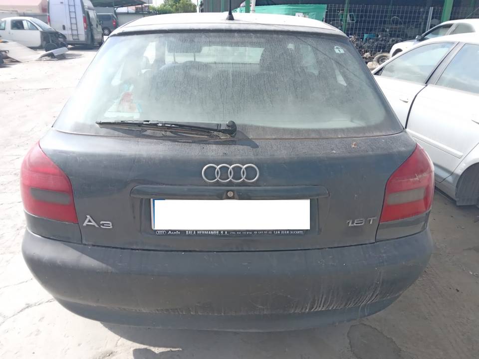Imagen del vehículo AUDI A3 (8L)