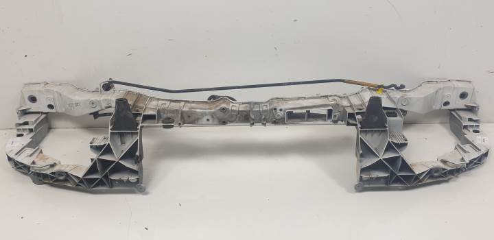 PANEL FRONTAL FORD FOCUS BERLINA (CAP) Autodesguaces Alicante