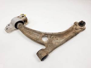 BRAZO SUSPENSION INFERIOR DELANTERO IZQUIERDO 3C0407153B VOLKSWAGEN PASSAT BERLINA (3C2) Autodesguaces Alicant