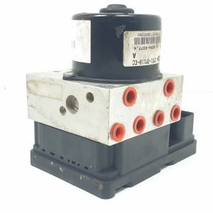 ABS 2M512M110EC FORD FOCUS BERLINA (CAK) Autodesguaces Alicante