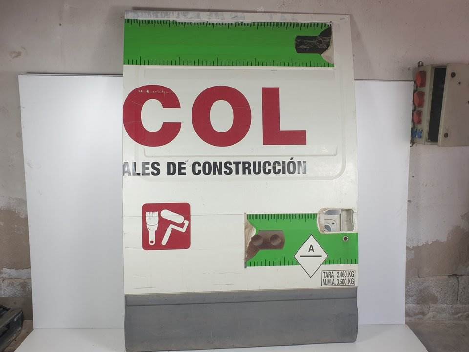PUERTA LATERAL CORREDERA DERECHA - IVECO - DAILY CAJA CERRADA (1999 =>)