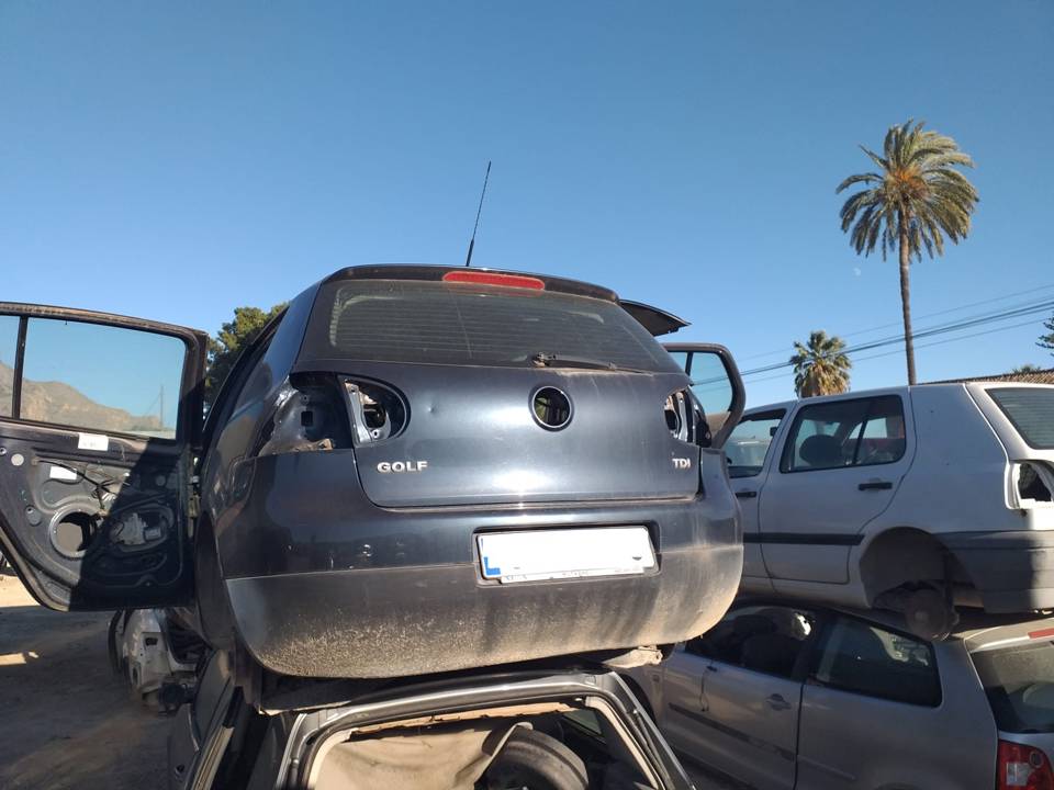 PORTON TRASERO