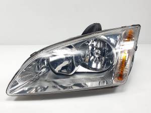 FARO IZQUIERDO RHT10178 FORD FOCUS BERLINA (CAP) Autodesguaces Alicante