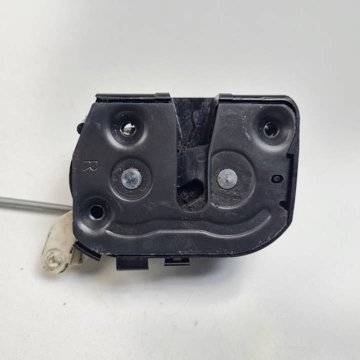 CERRADURA PUERTA DELANTERA DERECHA NISSAN ATLEON (TK) Autodesguaces Alicante