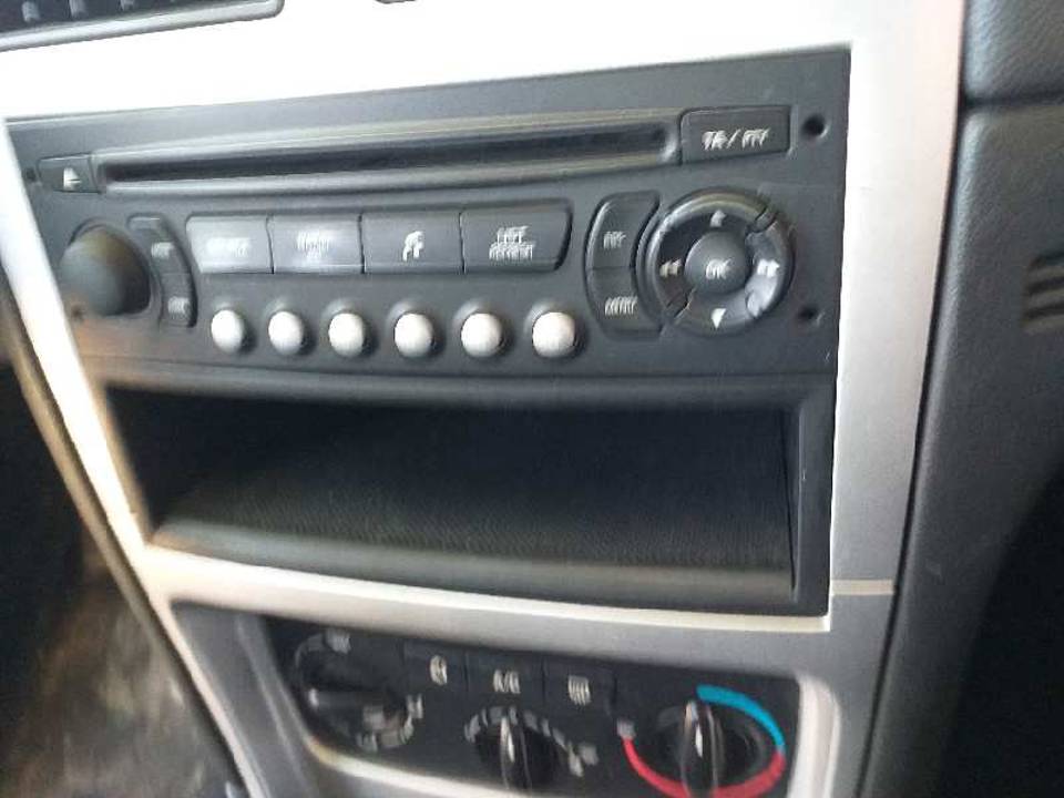 SISTEMA AUDIO / RADIO CD