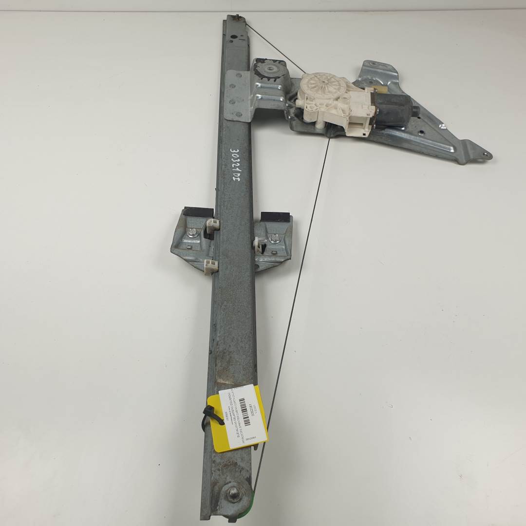 ELEVALUNAS DELANTERO IZQUIERDO - A9067200046 - MERCEDES - SPRINTER CABINA CORTA