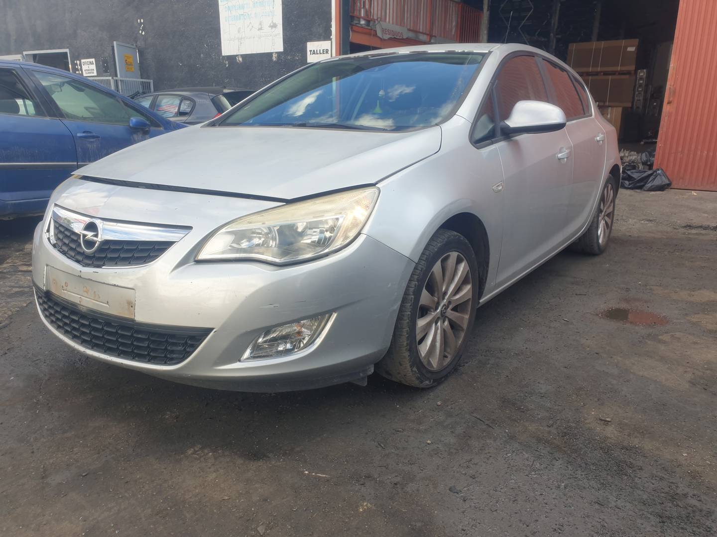 OPEL ASTRA J LIM. (2009 - 2015)