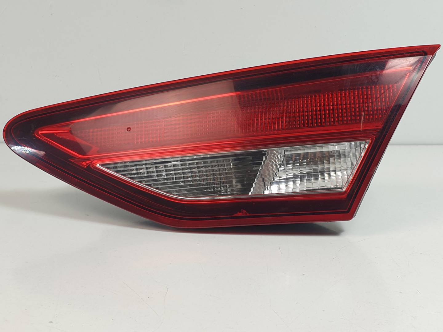 Feu intérieur arrière droit - 90042873 - SEAT - LEON (5F1)