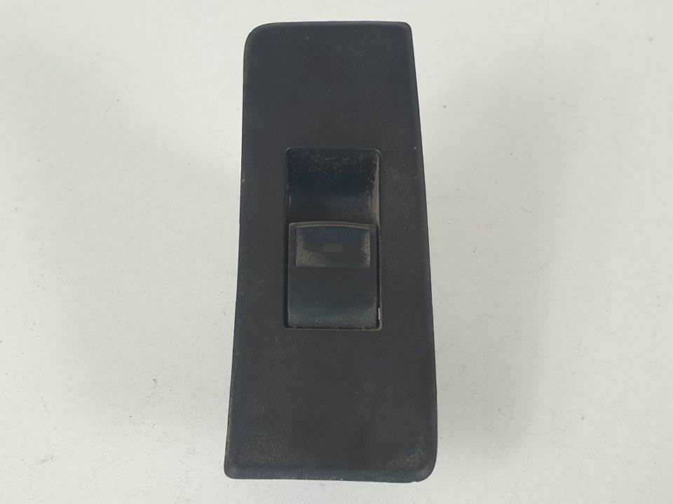 MANDO ELEVALUNAS TRASERO IZQUIERDO - 848100F030 - TOYOTA - VERSO