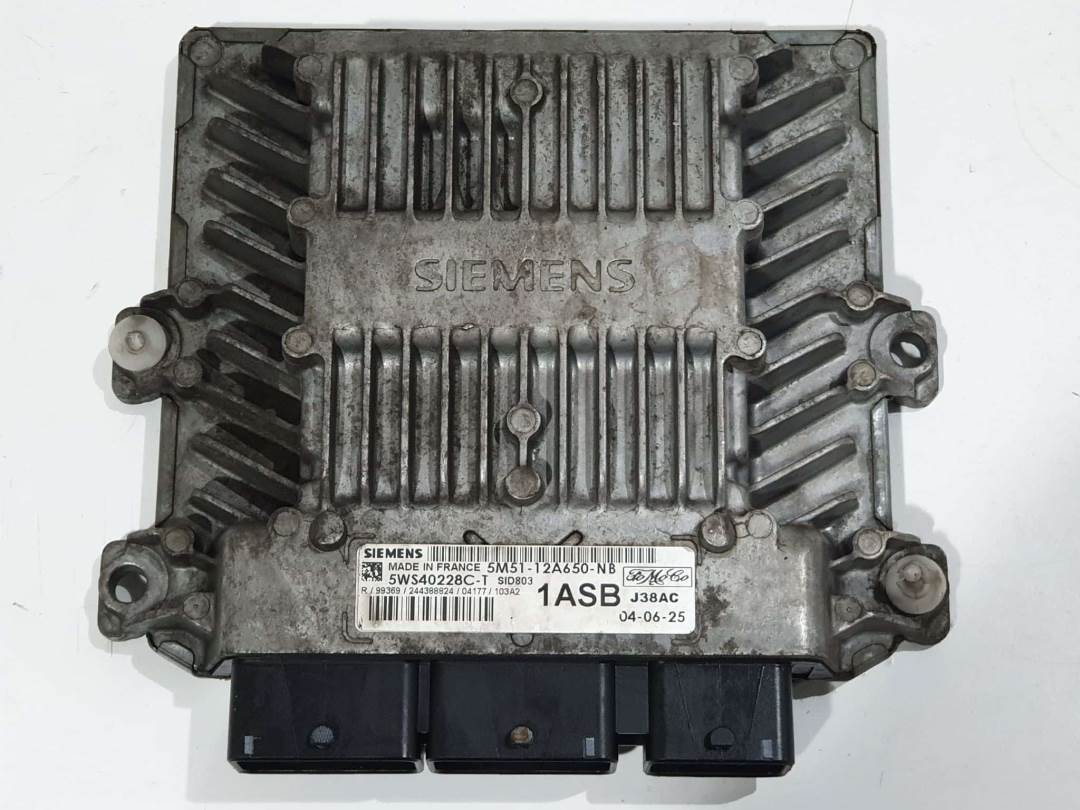 Motorsteuergerät - 5M5112A650 - FORD - FOCUS SPORTBREAK (CAP)
