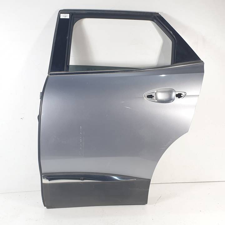 PUERTA TRASERA IZQUIERDA PEUGEOT 3008 (P84E) Autodesguaces Alicante
