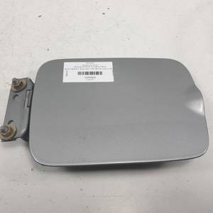 TAPA EXTERIOR COMBUSTIBLE BMW SERIE 5 (E28) Autodesguaces Alicante