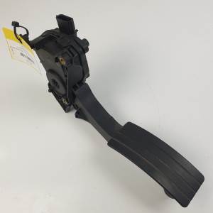 POTENCIOMETRO PEDAL A4532900800 SMART FORFOUR (W453) Autodesguaces Alicante