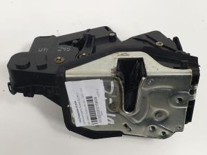 CERRADURA PUERTA TRASERA IZQUIERDA BMW SERIE 3 TOURING (E46) Autodesguaces Alicante