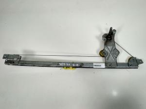 ELEVALUNAS DELANTERO DERECHO 91165696 OPEL VIVARO Autodesguaces Alicante