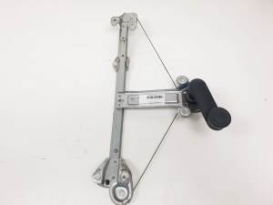 ELEVALUNAS TRASERO IZQUIERDO 13100420LH OPEL ASTRA H BERLINA Autodesguaces Alicante