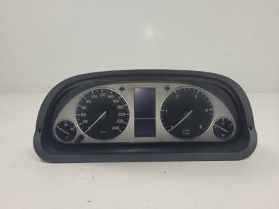 CUADRO INSTRUMENTOS A1695404548 MERCEDES CLASE B (W245) Autodesguaces Alicante