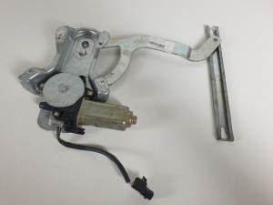 ELEVALUNAS TRASERO DERECHO 9926901009470 LAND ROVER DISCOVERY (LT) Autodesguaces Alicante