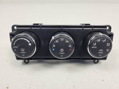 MANDO CLIMATIZADOR P55111815AF CHRYSLER SEBRING BERLINA Autodesguaces Alicante