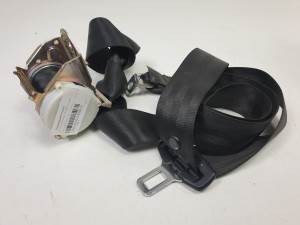 CINTURON SEGURIDAD TRASERO IZQUIERDO 8P3857805B AUDI A3 SPORTBACK (8P) Autodesguaces Alicante