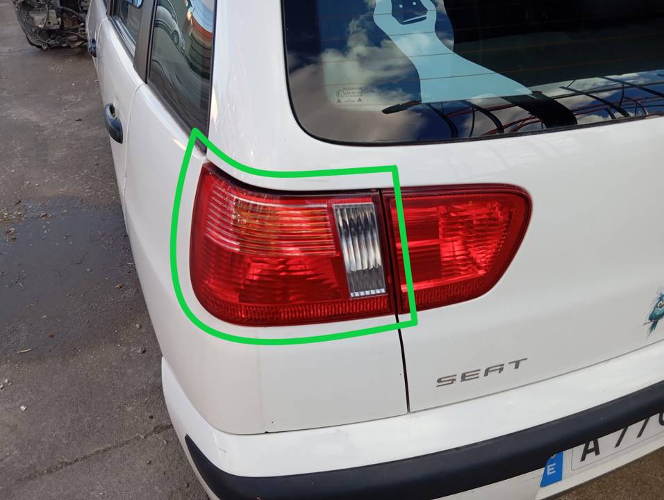 PILOTO TRASERO IZQUIERDO