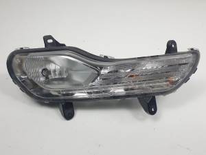 FARO ANTINIEBLA DERECHO CV4413B220AF FORD KUGA (CBS) Autodesguaces Alicante