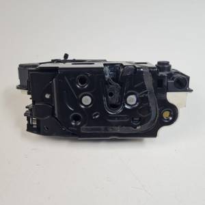 CERRADURA PUERTA TRASERA DERECHA 5N0839016A VOLKSWAGEN TIGUAN (5N1) Autodesguaces Alicante