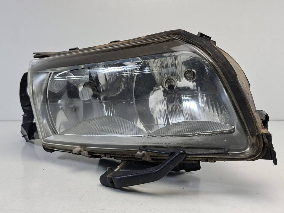 FARO DERECHO VOLVO S80 BERLINA (P2) Autodesguaces Alicante