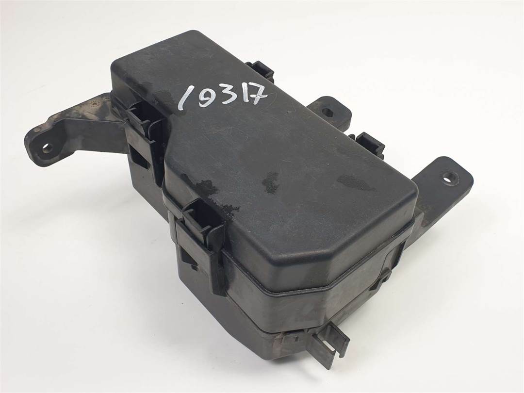 CAJA RELES / FUSIBLES - 914014H070