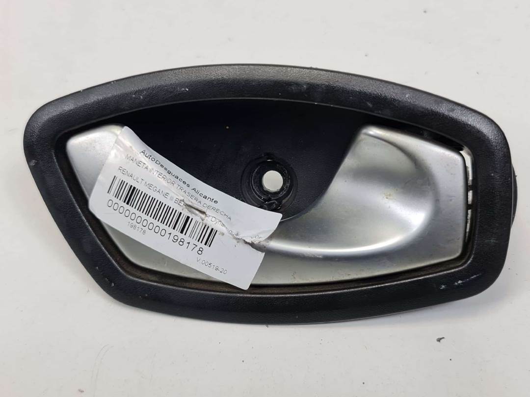 Rear right interior door handle - 826720001 - RENAULT - MEGANE III BERLINA 5P