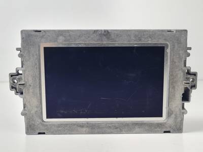 PANTALLA MULTIFUNCION A2049005205 MERCEDES CLASE C (W204) BERLINA Autodesguaces Alicante