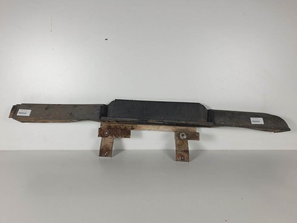 REFUERZO PARAGOLPES DELANTERO - CHRYSLER - JEEP WRANGLER (YJ)