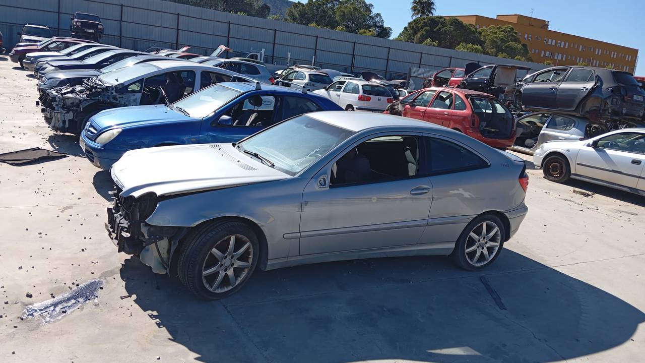 Imagen del vehículo MERCEDES-BENZ CLASE C (W203) SPORTCOUPE