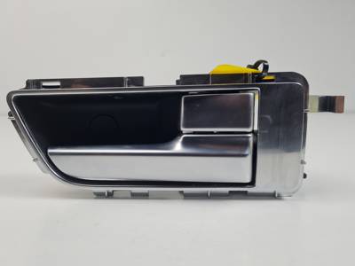 MANETA INTERIOR TRASERA DERECHA AH2222600BC LAND ROVER DISCOVERY 4 Autodesguaces Alicante