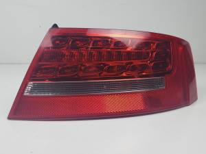 PILOTO TRASERO DERECHO 8T0945096B AUDI A5 CABRIOLET (8F7) Autodesguaces Alicante