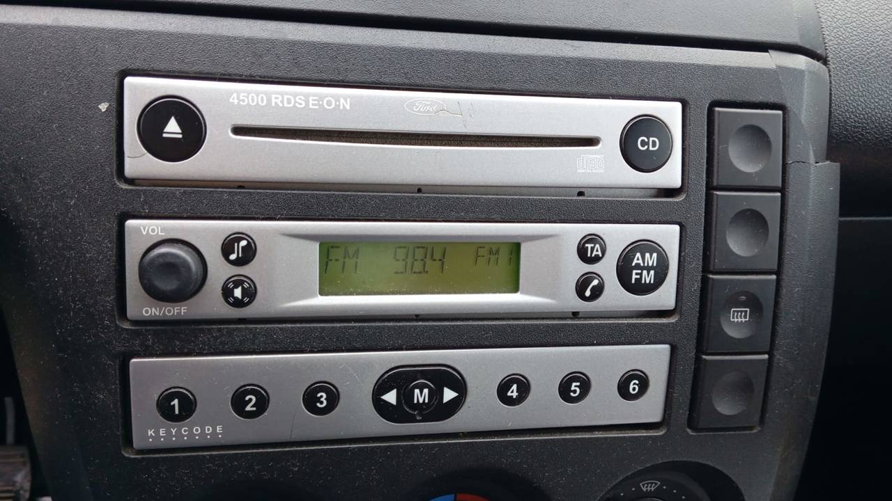 SISTEMA AUDIO / RADIO CD