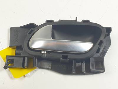 MANETA INTERIOR DELANTERA IZQUIERDA 96555518VV PEUGEOT 208 Autodesguaces Alicante