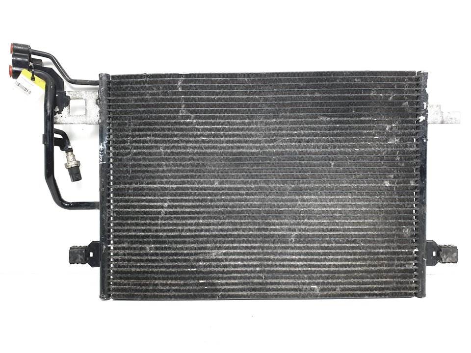 CONDENSADOR / RADIADOR AIRE ACONDICIONADO - 3B0260401 - VOLKSWAGEN - PASSAT BERLINA (3B3)