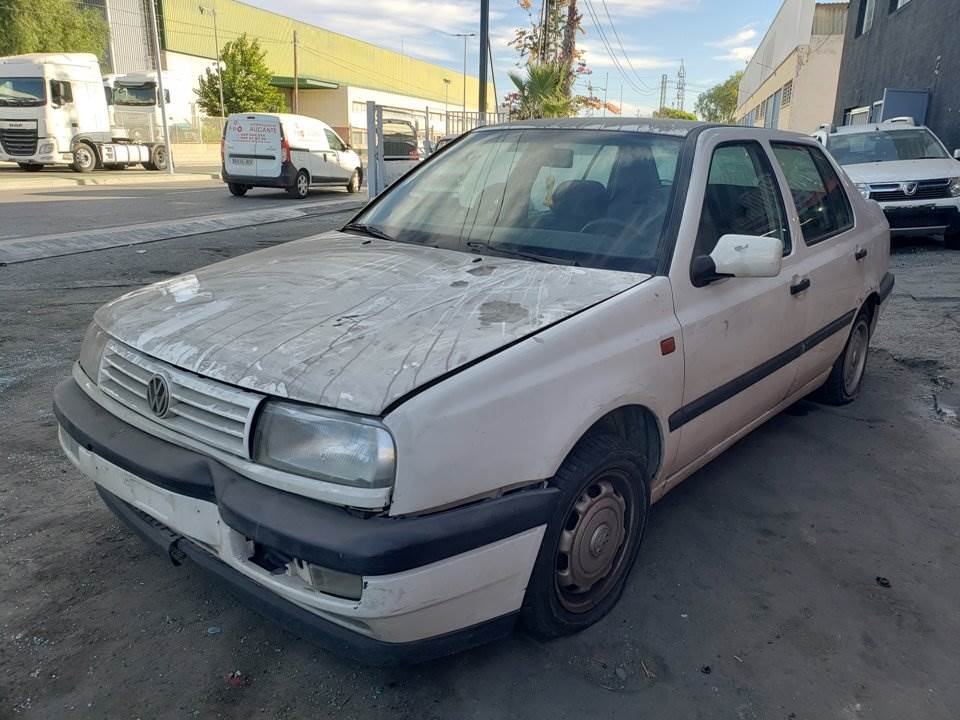 VOLKSWAGEN VENTO (1H2) (1991 - 1999)