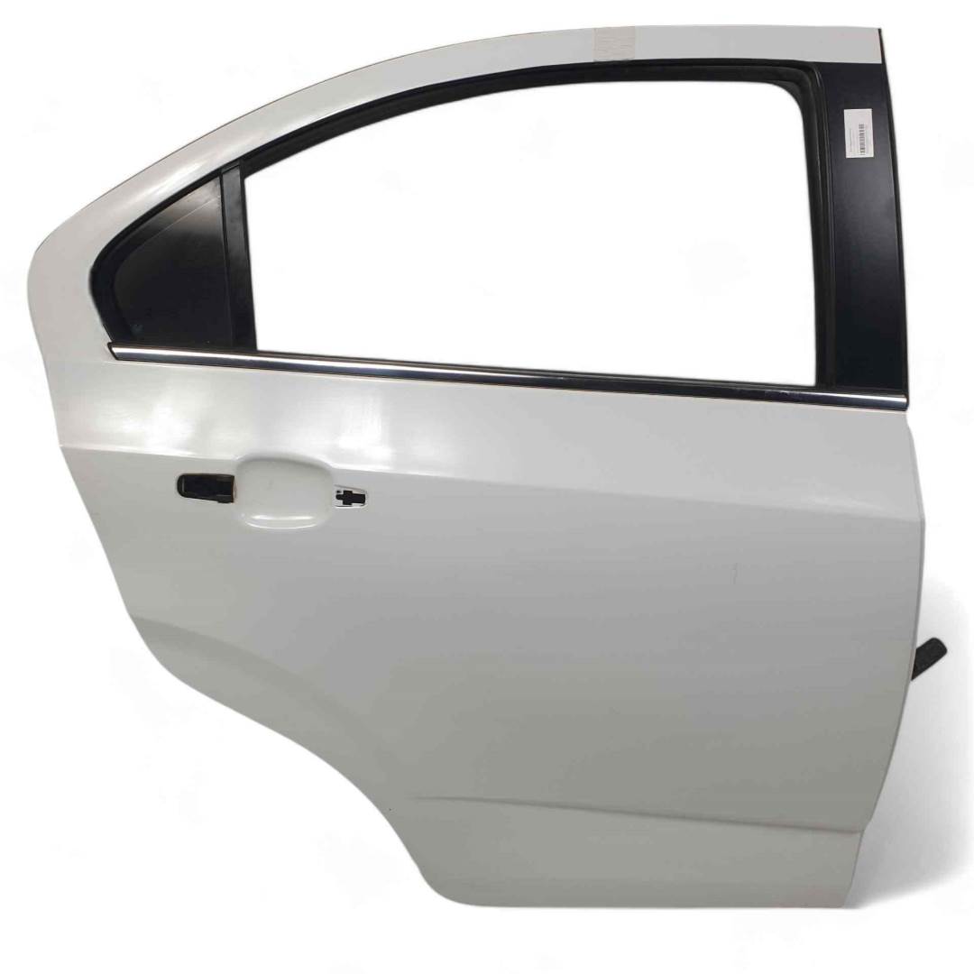 PUERTA TRASERA DERECHA - CHEVROLET - AVEO SEDÁN