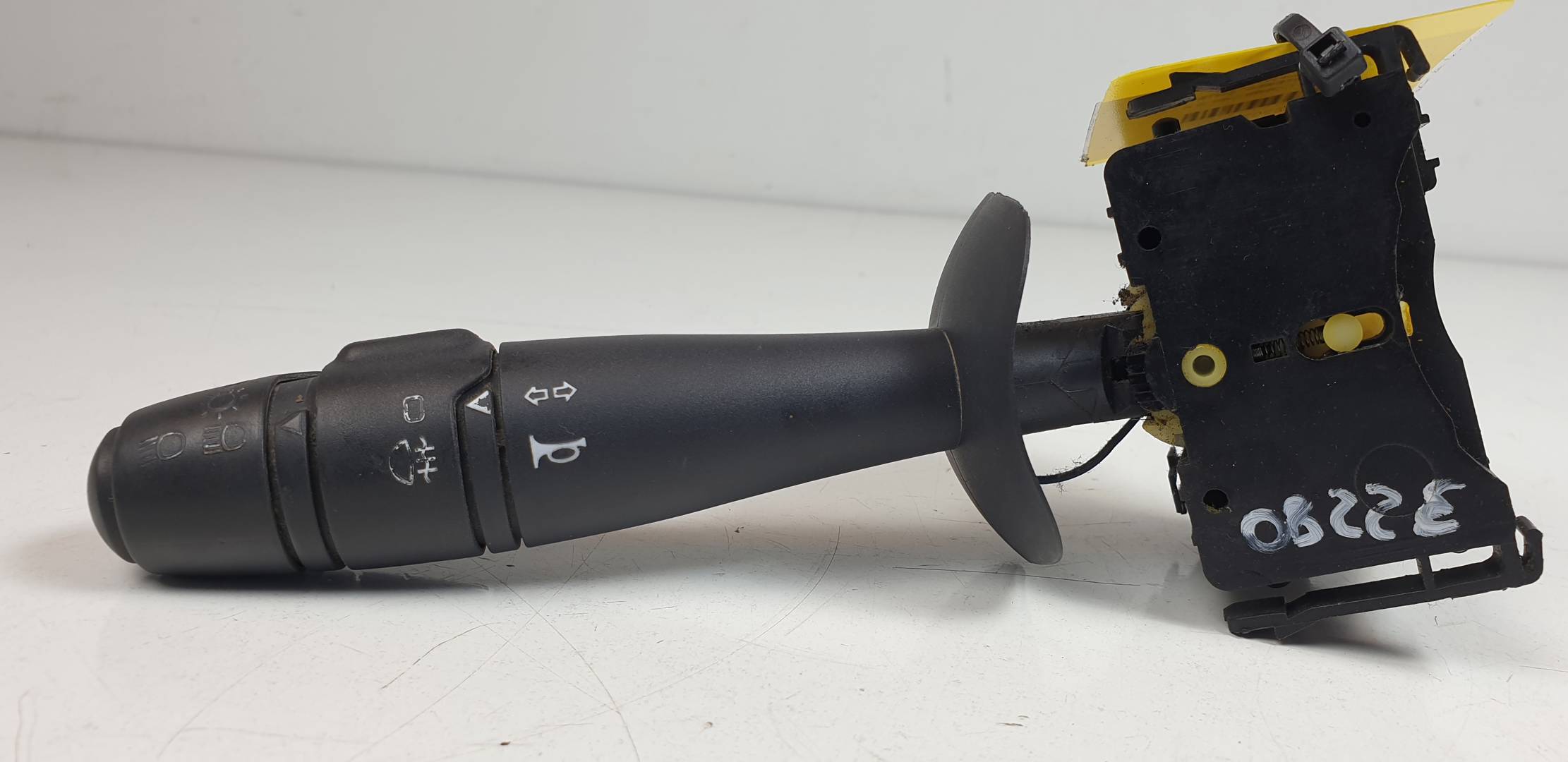 MANDO INTERMITENTES - 8200199519 - RENAULT - MASTER II COMBI