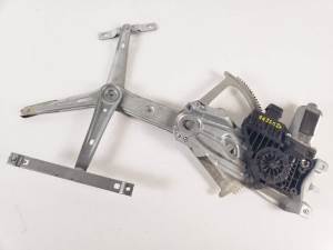 ELEVALUNAS DELANTERO DERECHO A33013100418RH OPEL ASTRA GTC Autodesguaces Alicante