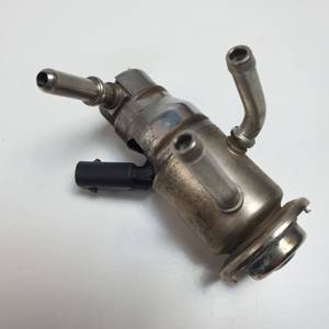 INYECTOR A0004900300 MERCEDES SPRINTER III (W910) Autodesguaces Alicante