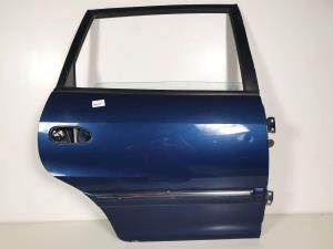 PUERTA TRASERA DERECHA KIA CARENS (FJ) Autodesguaces Alicante