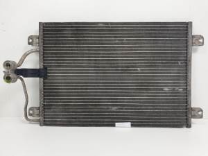CONDENSADOR / RADIADOR AIRE ACONDICIONADO 7700432392 RENAULT MEGANE I SCENIC (JA0) Autodesguaces Alicante