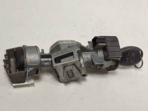 ANTIRROBO 3M513F880AC FORD FOCUS BERLINA (CAP) Autodesguaces Alicante