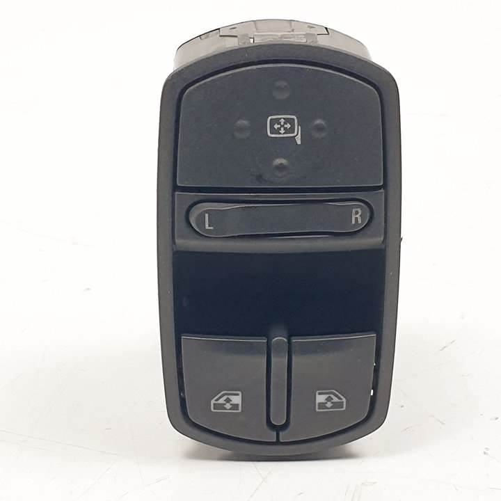 Commande de lève-vitre avant gauche - 13258521AA - OPEL - CORSA D